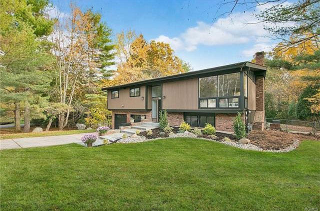 1st image of 25 Maiden Ln