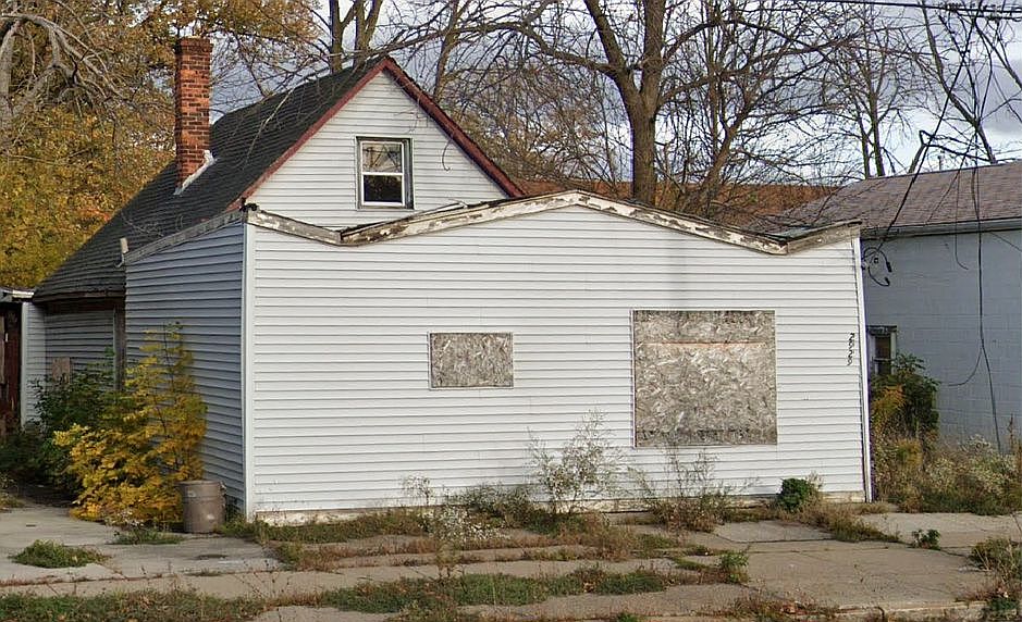 1st image of 2929 Hyde Park Blvd