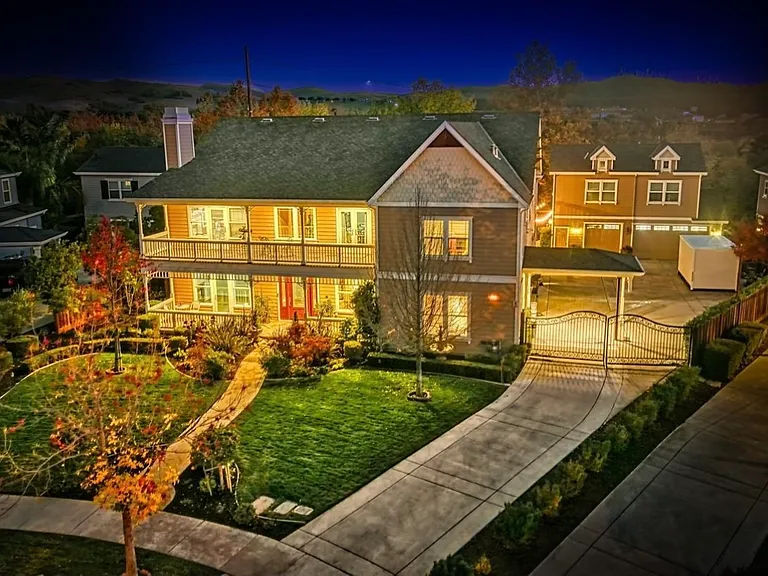 835 Tolentino Ct — Photo 4