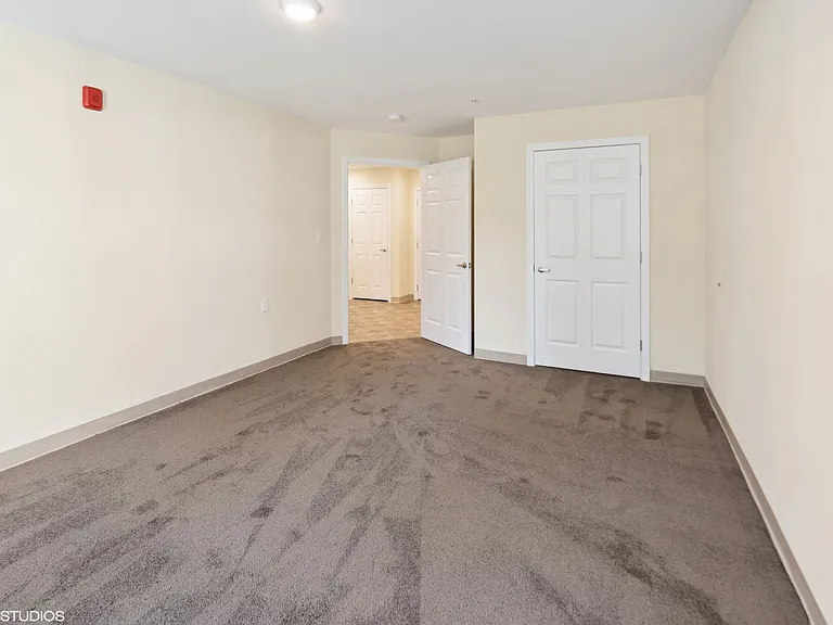 Clark Brook Apartments — Photo 32