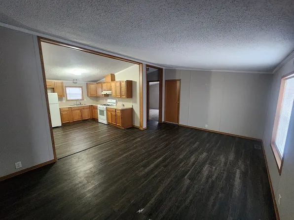 9538 Foxwell Cir #158, Fenton, MI 48430