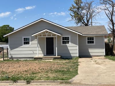 2404 W 19th St, Plainview, TX, 79072