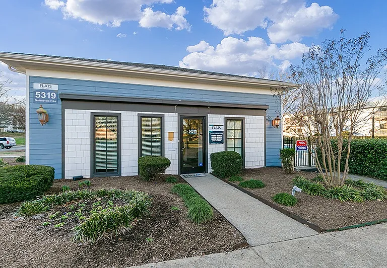 Compass Vista Apartments — Photo 9