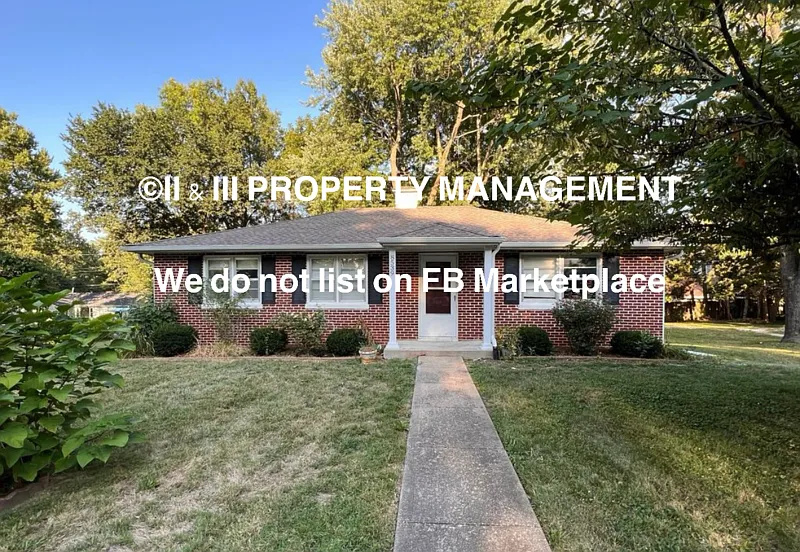 4 bed, 2.0 bath, 1335 sqft, $2,200 — Photo 1