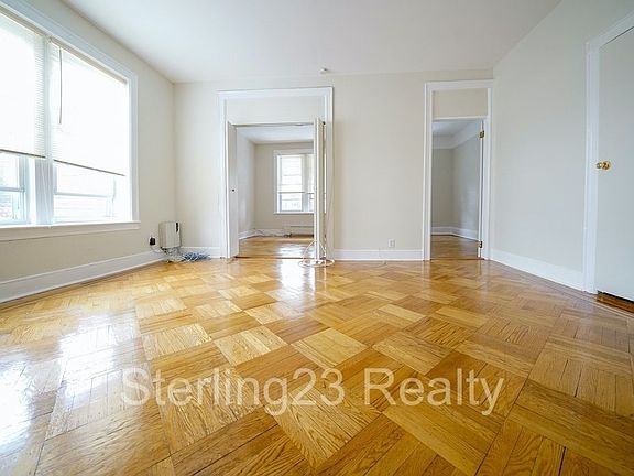 2nd image of 21-12 22nd Dr #F2