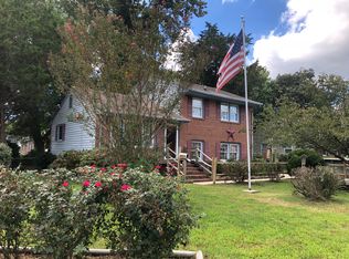 801 Tulip Dr, Newport News, VA 23608