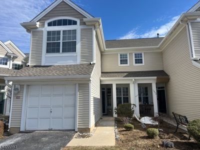 1056 Deerhaven Ter, Stewartsville, NJ, 08886
