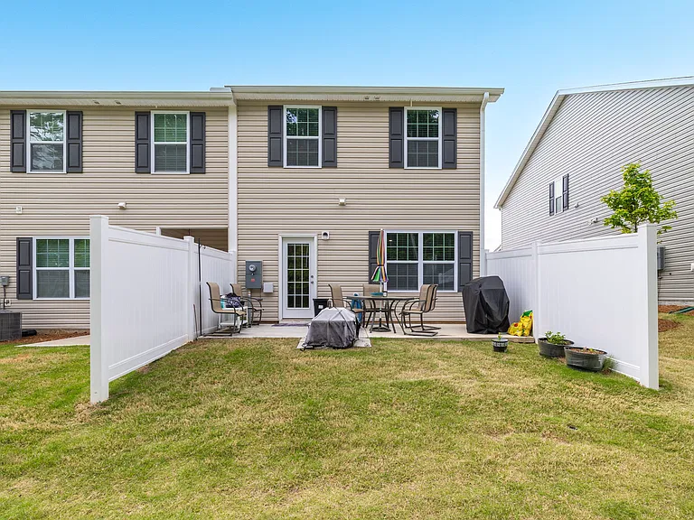 1133 Evelynnview Ln — Photo 24