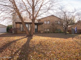 1118 Farman Ct, Louisville, KY 40219