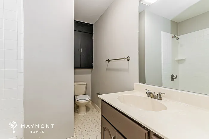821 Hillside Dr — Photo 11