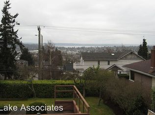 5403 Phinney Ave N APT 4, Seattle, WA 98103