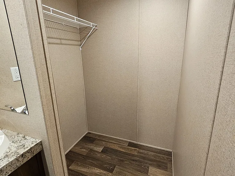 525 Kelly Rd #3 — Photo 7
