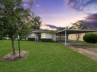 9535 Vogue Ln, Houston, TX 77080