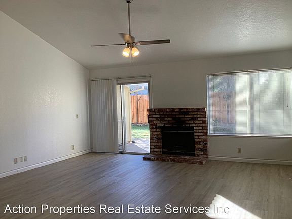 4th image of 611 Vernon Oaks Dr