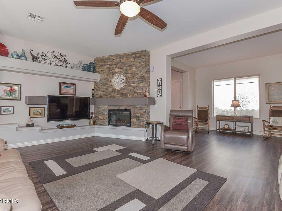1st image of 18495 W PARADISE Lane