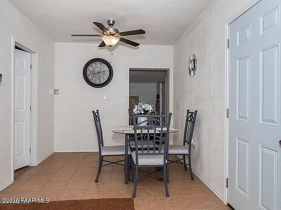 5th image of 827 Lincoln Ave