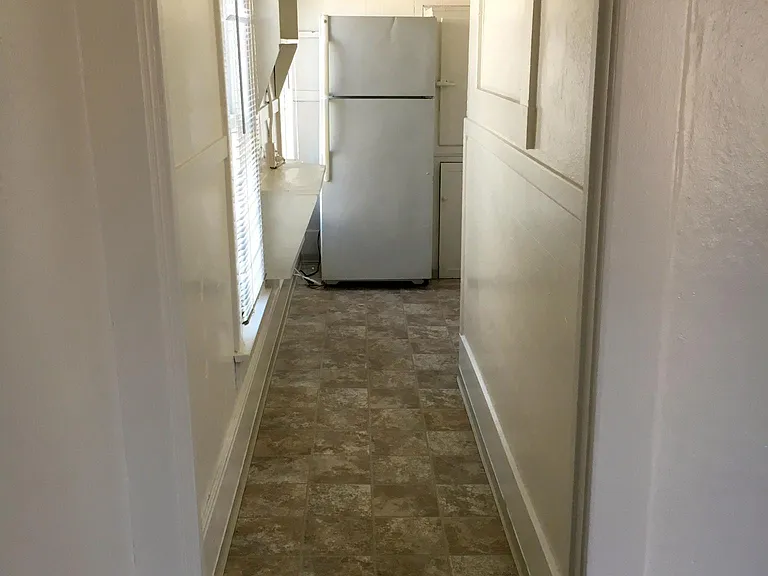 1915 4th Ave #9 — Photo 19