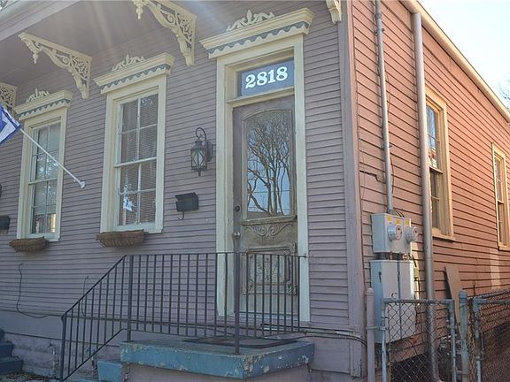 2nd image of 2818 Aubry St