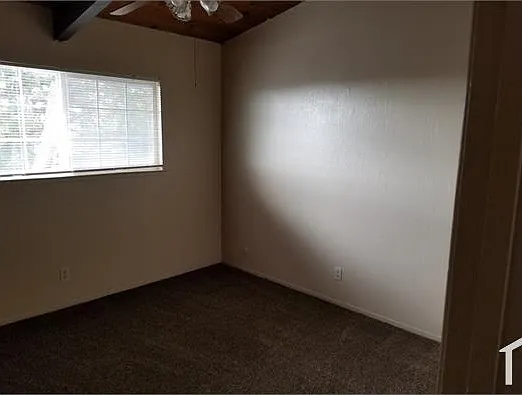 102 Maher Ct — Photo 6