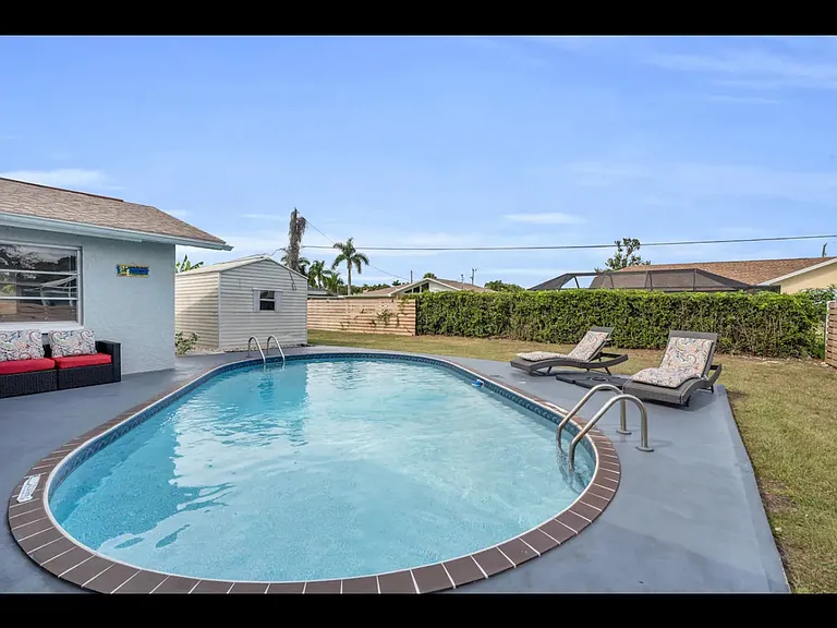 1731 Coral Point Dr — Photo 20