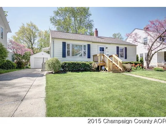 1205 W Green St photo 1