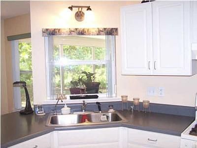 5th image of 1712 Oakview Cv