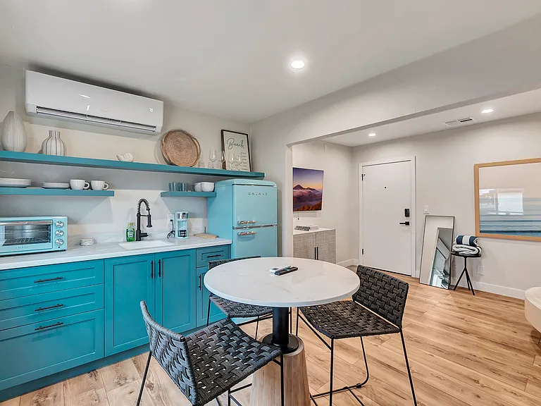223 Avenida Del Mar #1-6 — Photo 17