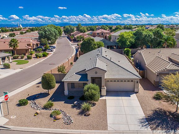 3rd image of 38491 N Dawn Ct