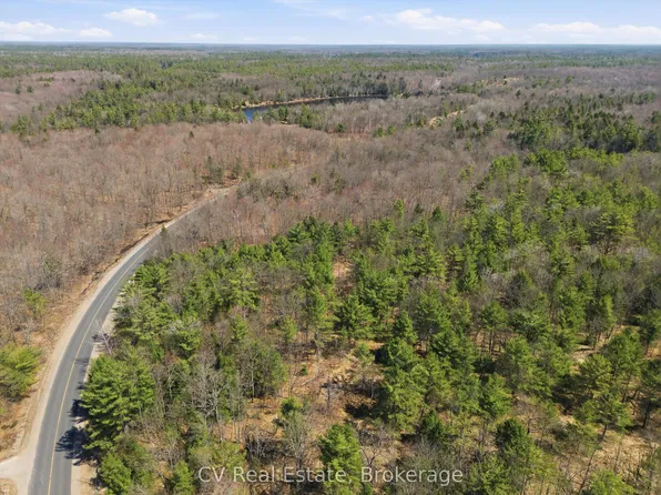 1671 Muskoka Rd #38, Georgian Bay, ON P0C 1H0