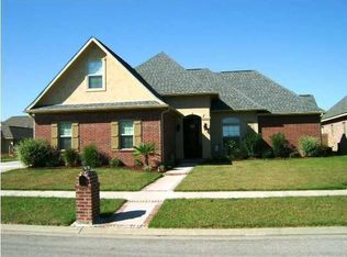 306 Moss Brook Dr, Lafayette, LA 70508