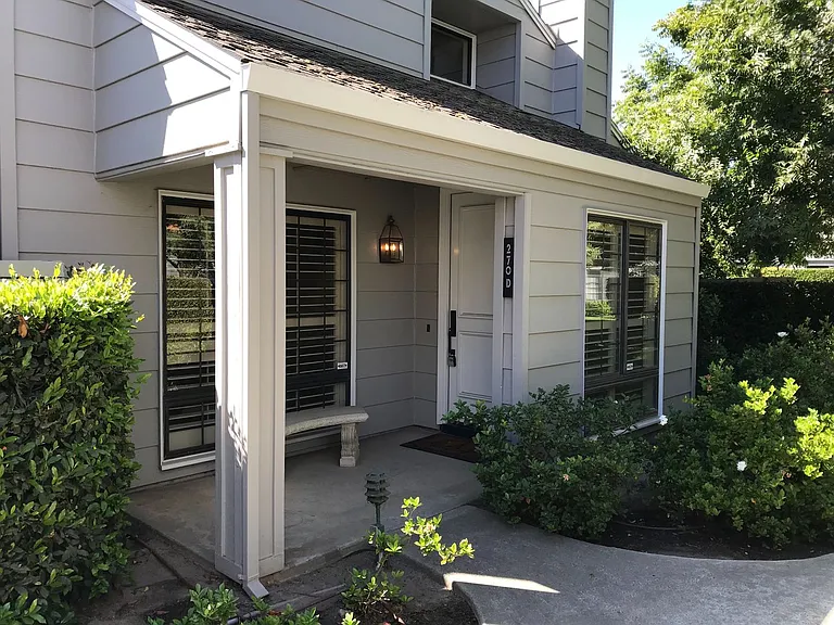 270 W Rumble Rd #D — Photo 1