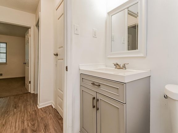 3rd image of 6447 Gordon St Unit D