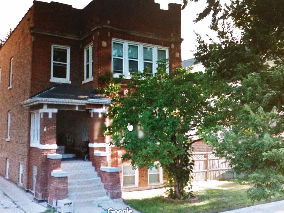 1st image of 4920 W Cornelia Ave #2
