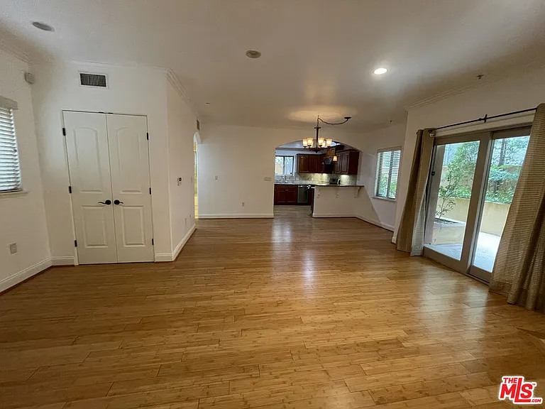1511 Camden Ave #104 — Photo 2