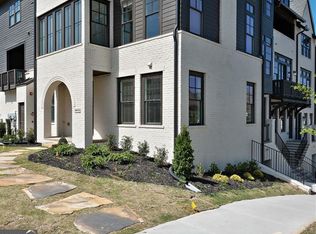 6641 Sterling Dr, Sandy Springs, GA 30328