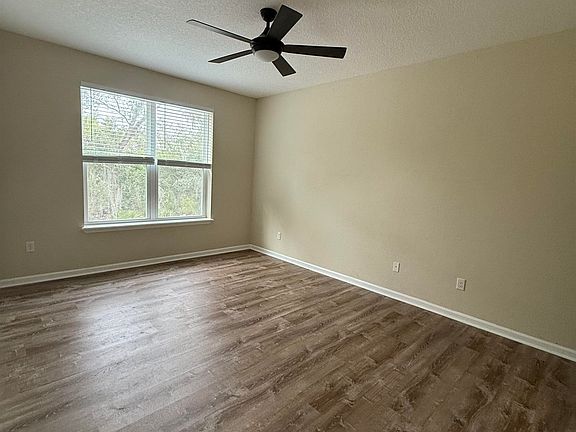 5th image of 209 Leeward Island Dr