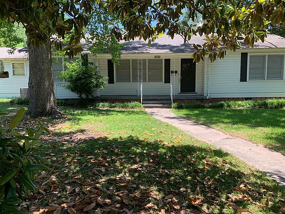 2nd image of 2802 Garland Ave