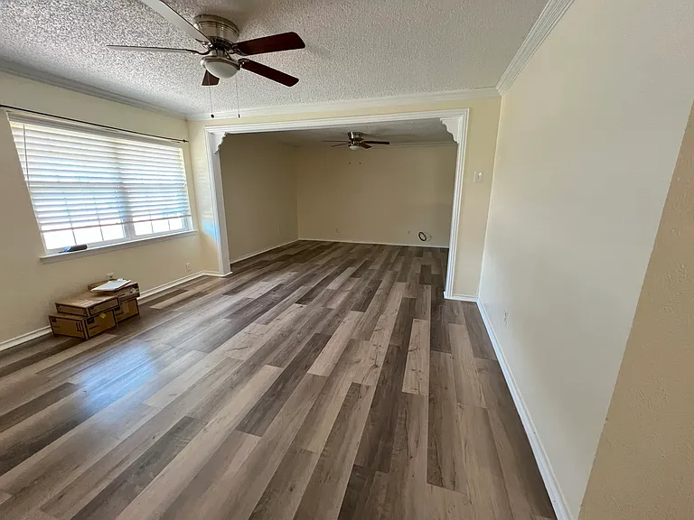 3601 Aloha Cir — Photo 2