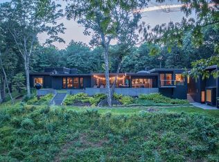 33 Tabor Hill Rd, Lincoln, MA 01773