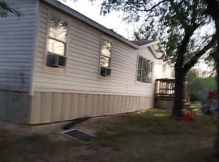 1265 Rawhide Rd, Seguin, TX 78155