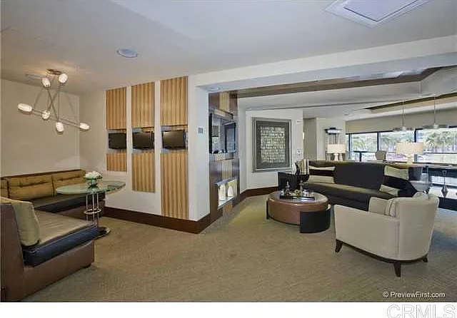 1325 Pacific Hwy #1506 — Photo 24