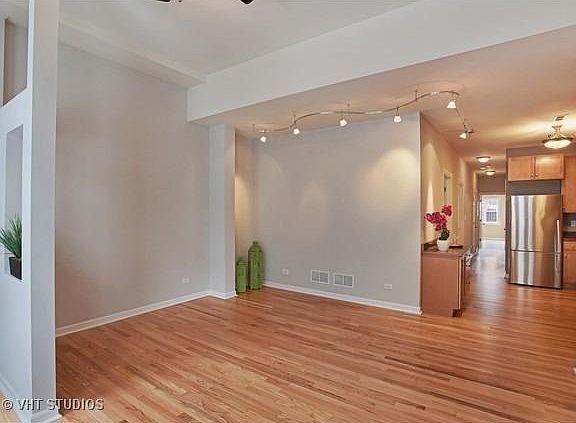 3rd image of 2661 W Belden Ave
