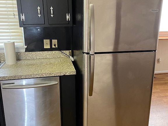 kitchen- refrigerator