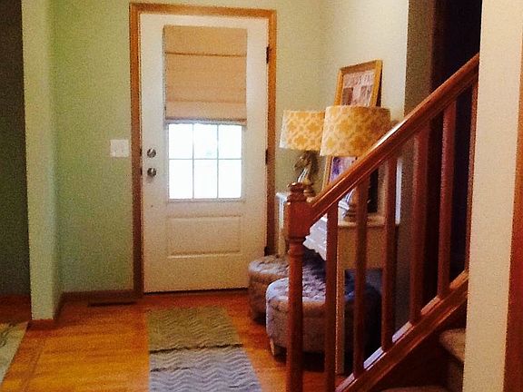 Wood floor entry/.5 bath/closet