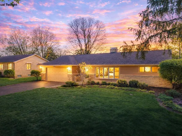 3478 Colchester Rd, Columbus, OH 43221