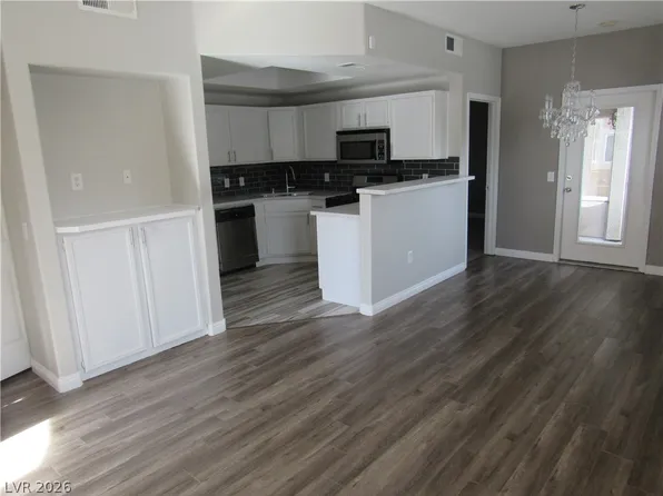 9470 Peace Way Unit 228, Las Vegas, NV 89147