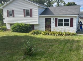 26 Thomas Cir, Vergennes, VT 05491