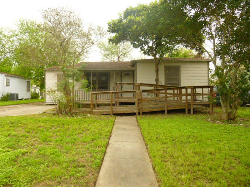 1st image of 1430 Miami Dr