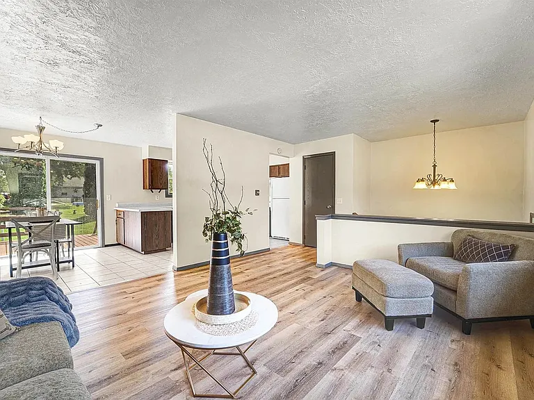 5131 Lakewind Dr #1 — Photo 4
