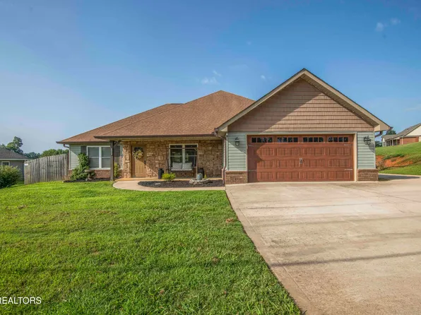 1125 Walker Rd, Maryville, TN 37801